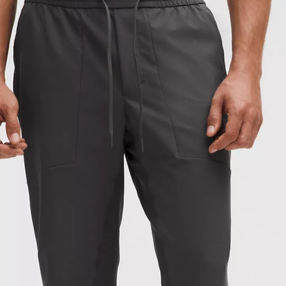 New W/ Tag! Men's Lululemon License To Train Grey Athletic Comfy Joggers - Picture 2 of 7